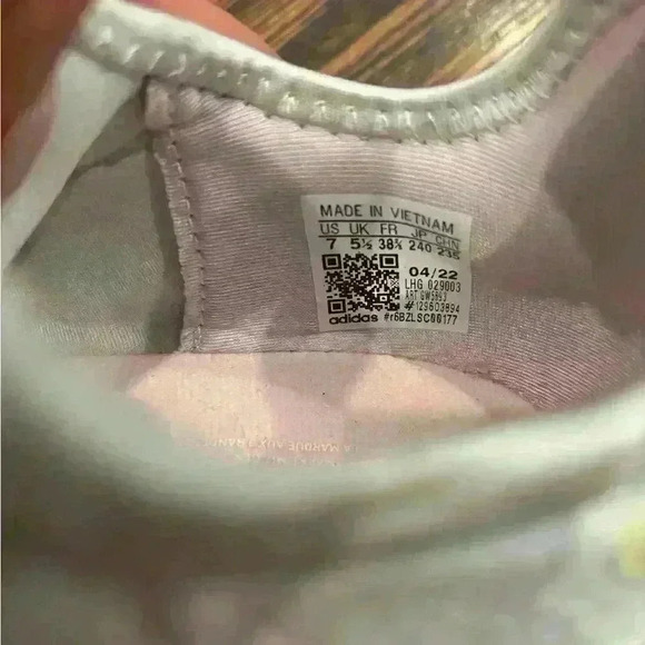 Women’s Sz 7 adidas NMD_R1 Color Splash - Grey Lime W running training sneaker - Picture 10 of 10